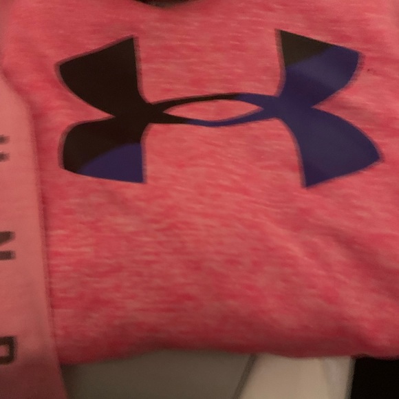 Huge Under Armour LOT! Girls youth lg. SIX PIECES!!!! - Picture 2 of 16